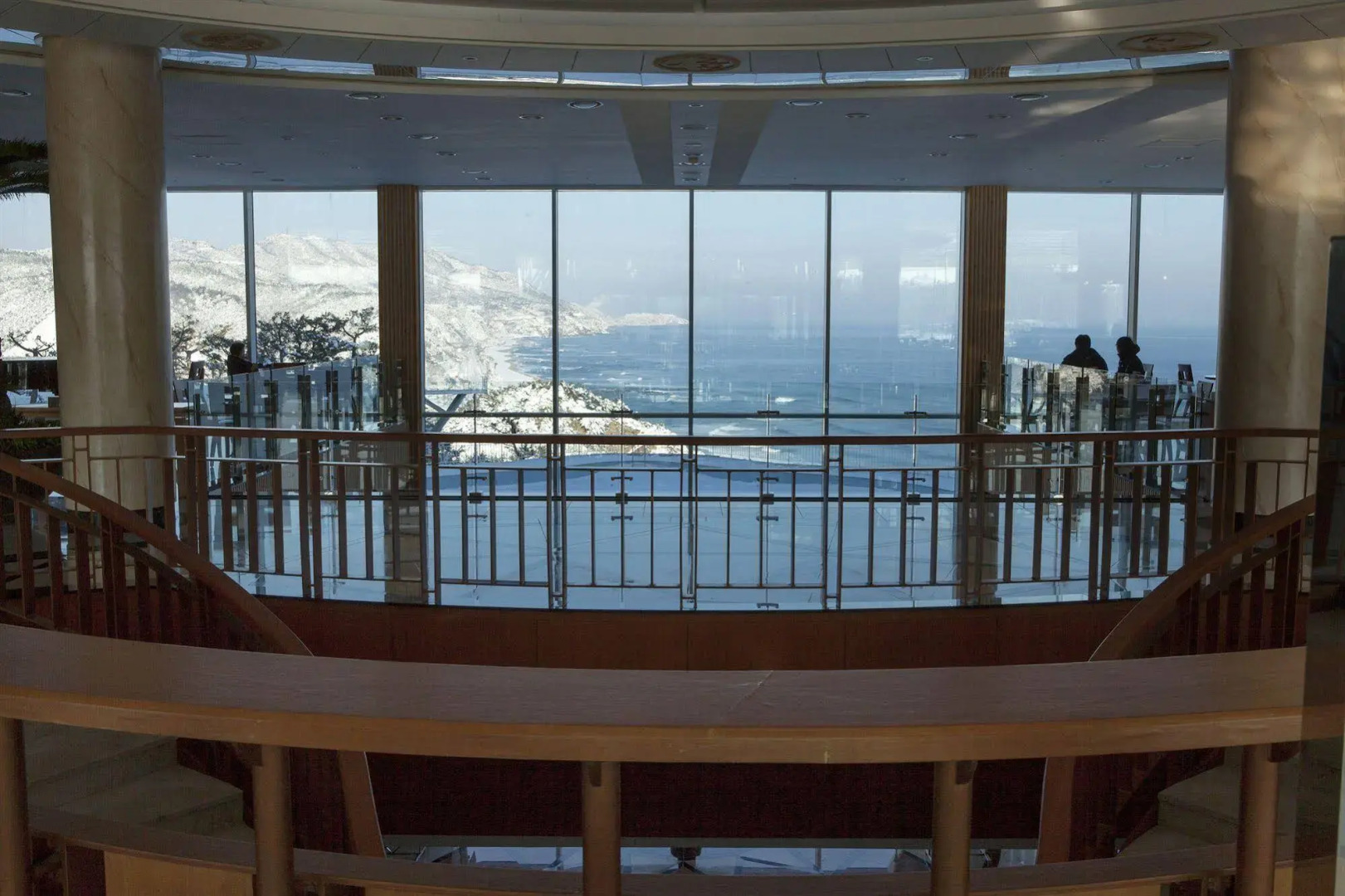 Sun Cruise Resort and Yacht