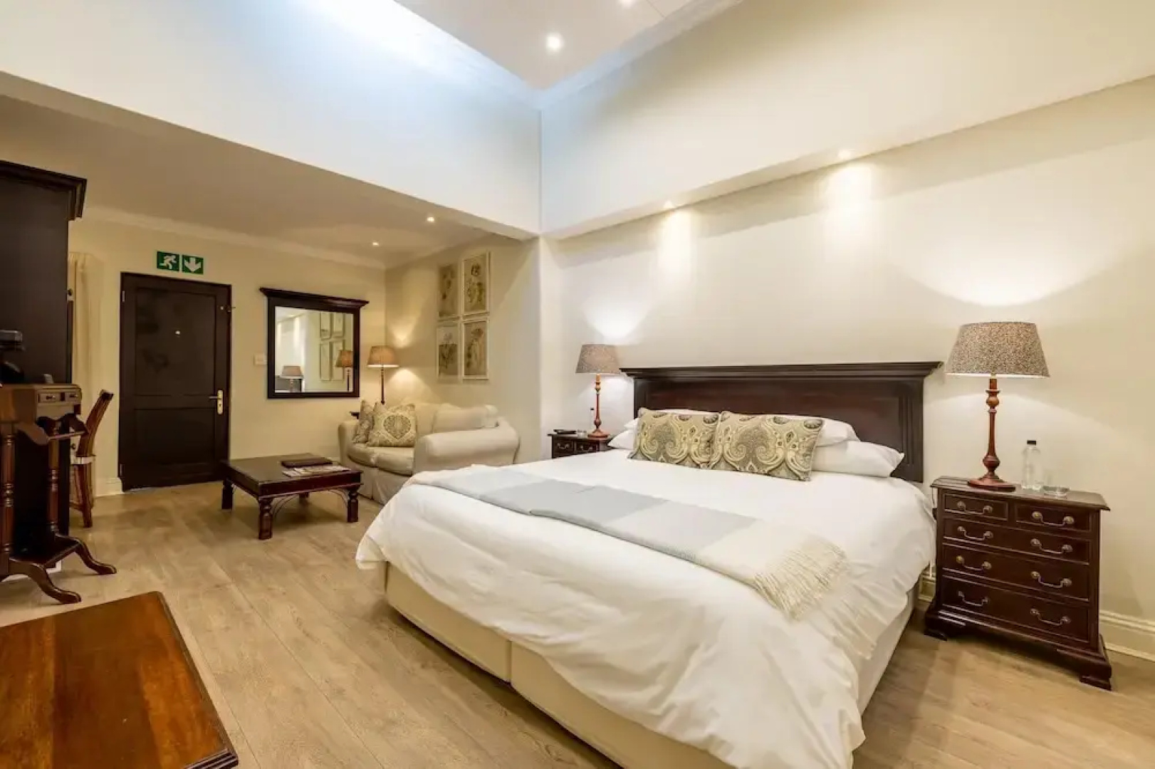 Sheppard Boutique Hotel