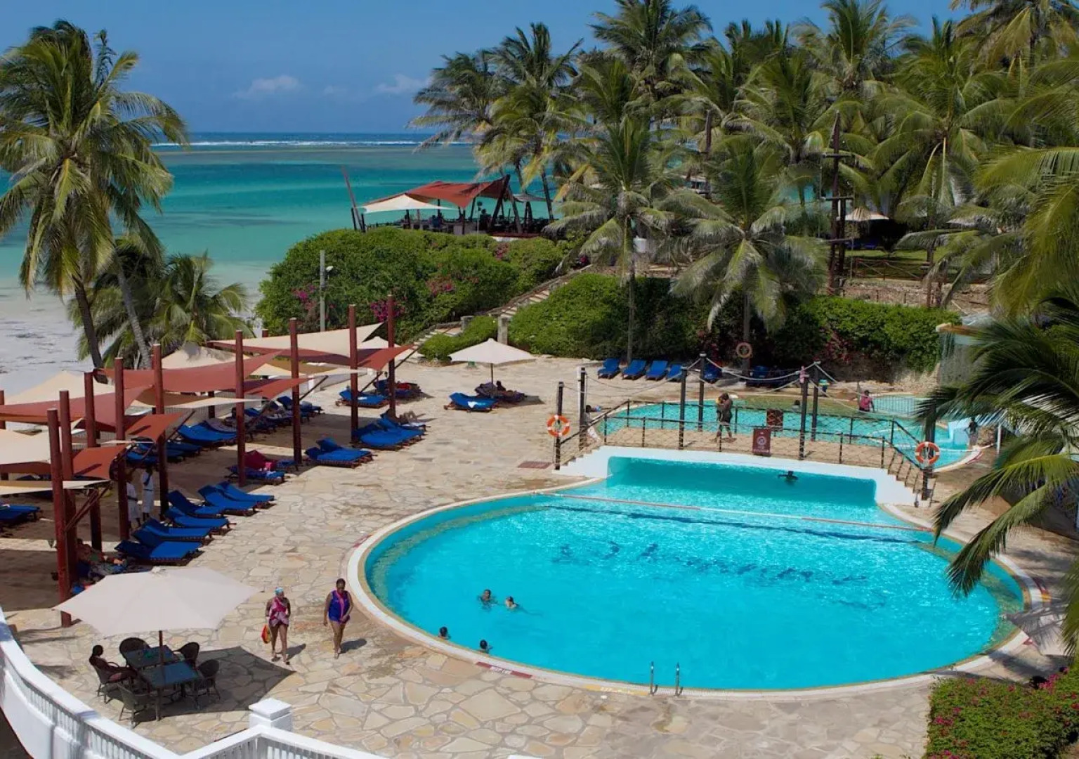 Voyager Beach Resort