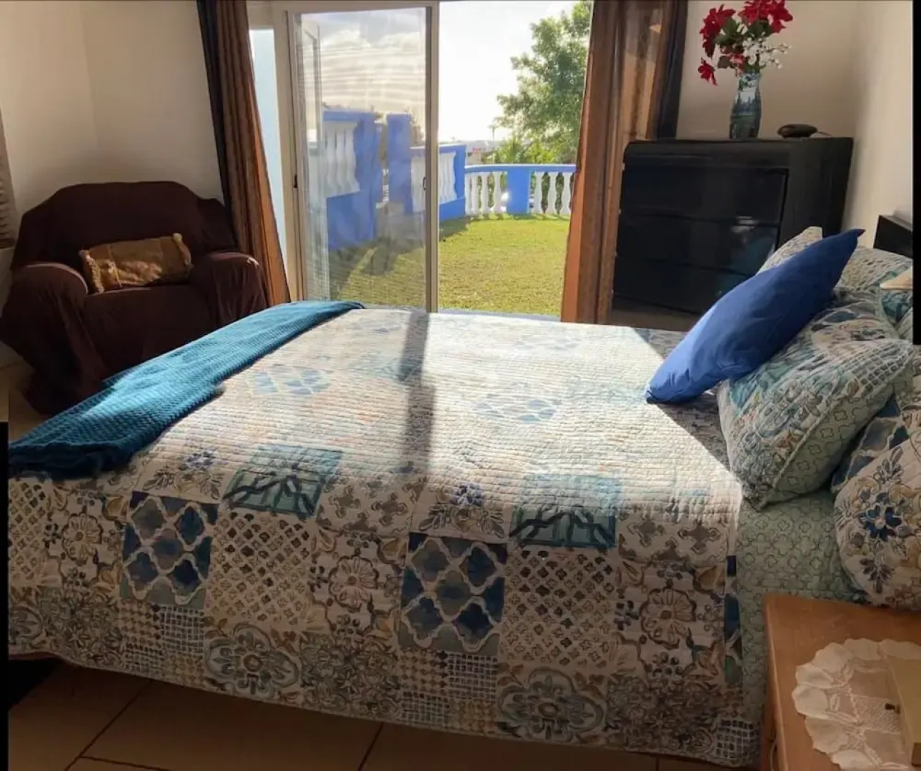 Blue Diamond Apartments