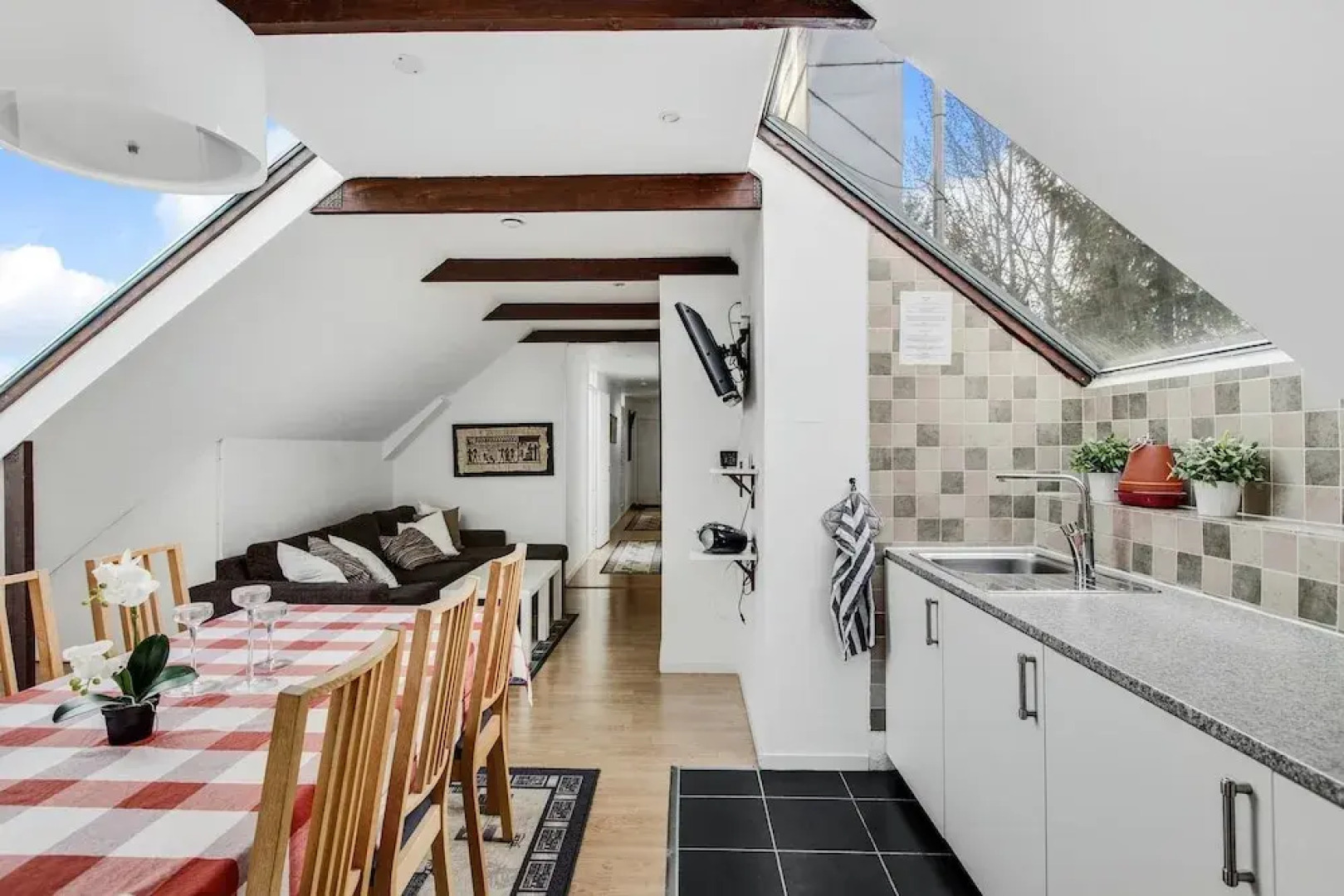 Trollbacken Vandrarhem/Hostel