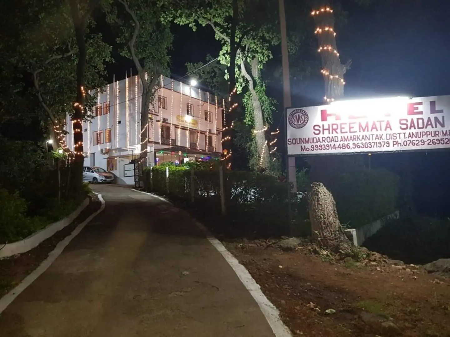 Hotel Shree Mata Sadan