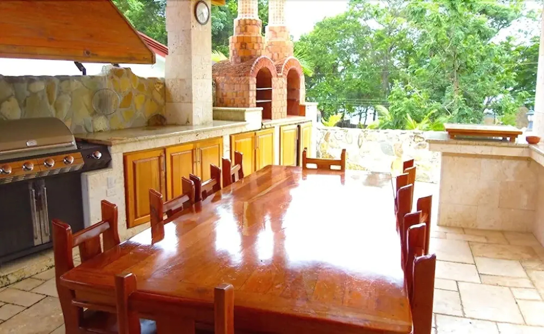 Spacious Casa Ken with Golf Cart