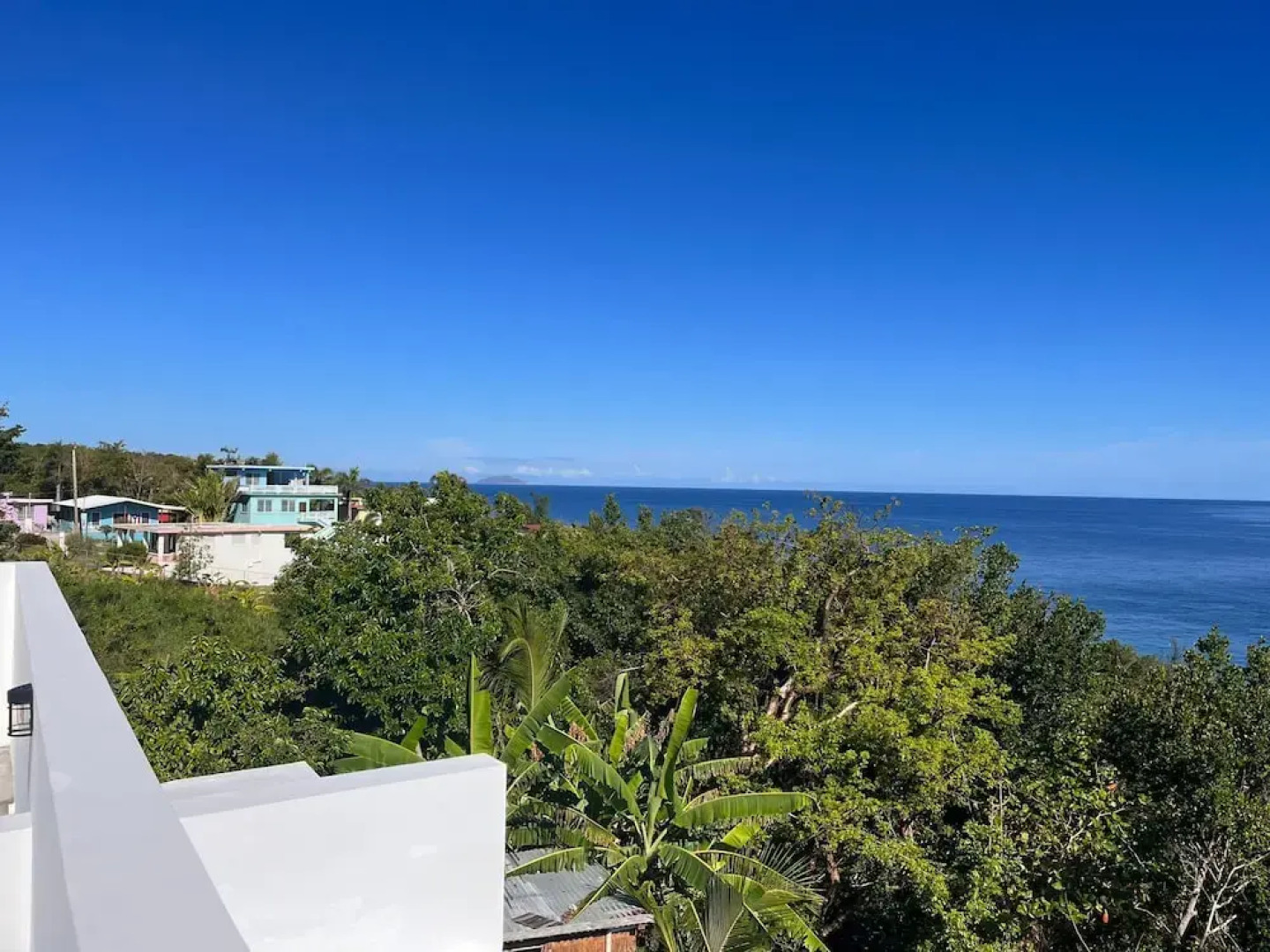 Red Flamboyan Guesthouse