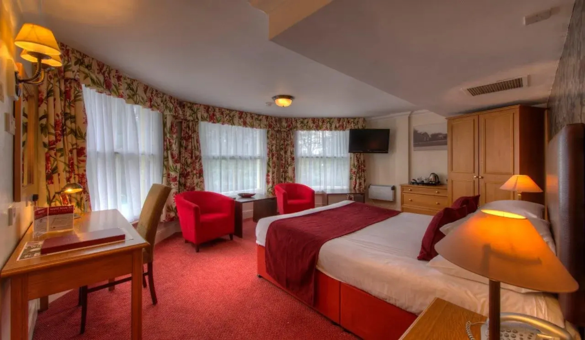 The Wheatsheaf Hotel by Good Night Inns