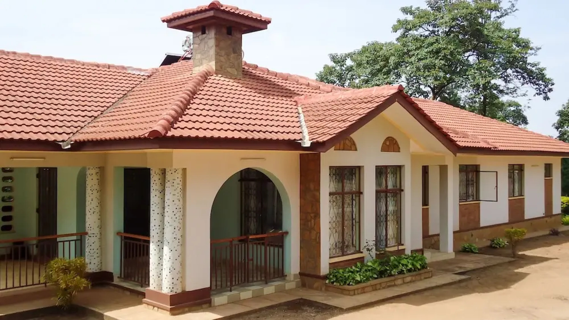 Kili-Konka Holiday Villa