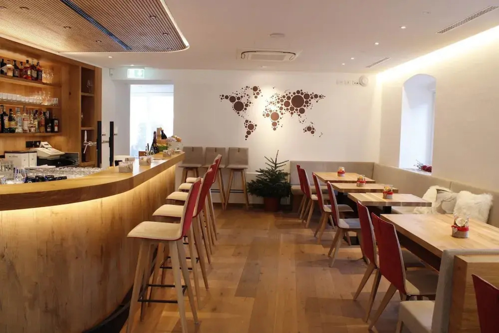 Hotel Ristorante-Pizzeria Al Cervo