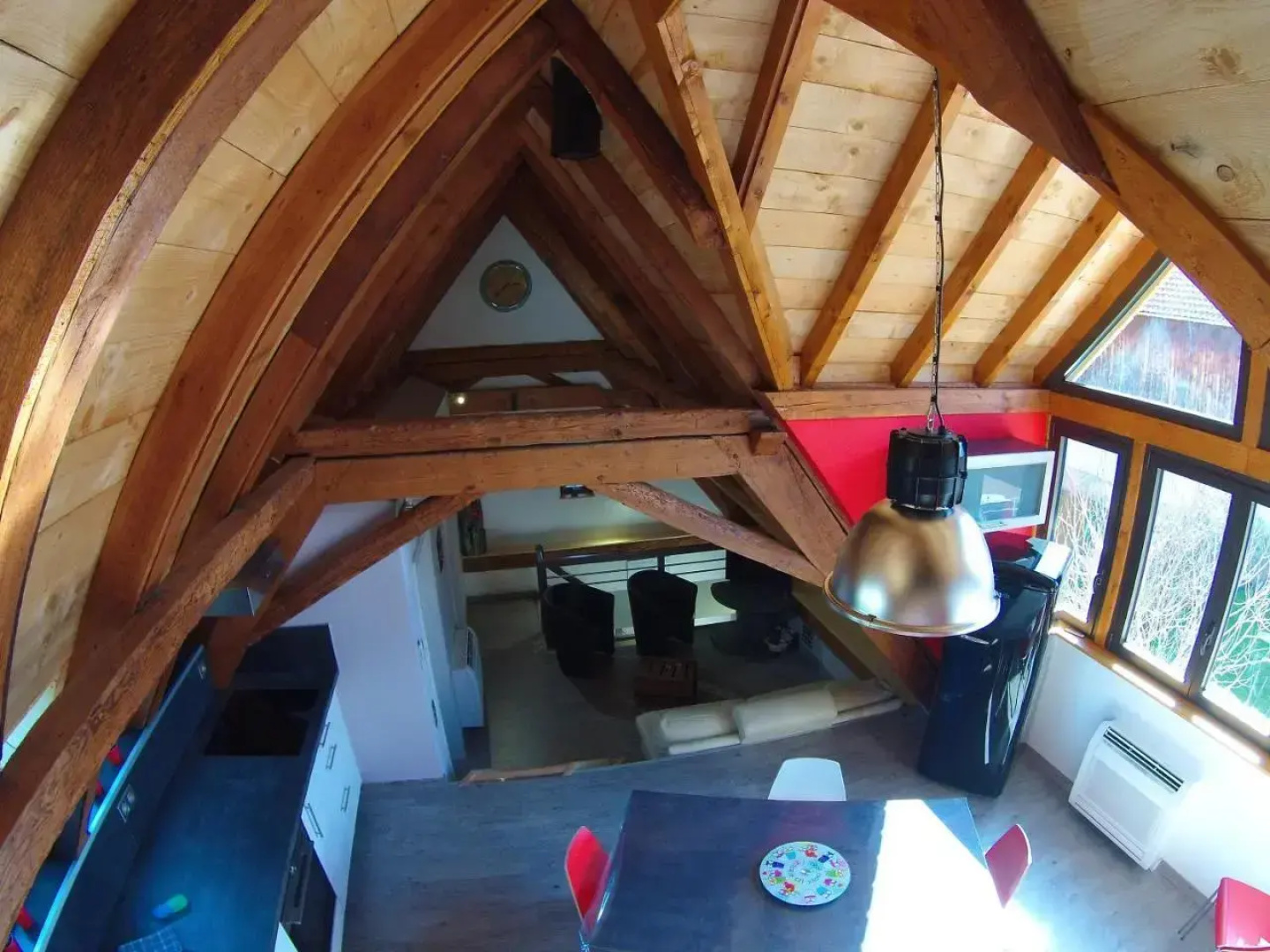 Gîte autonome, La grange a foin, piscine !