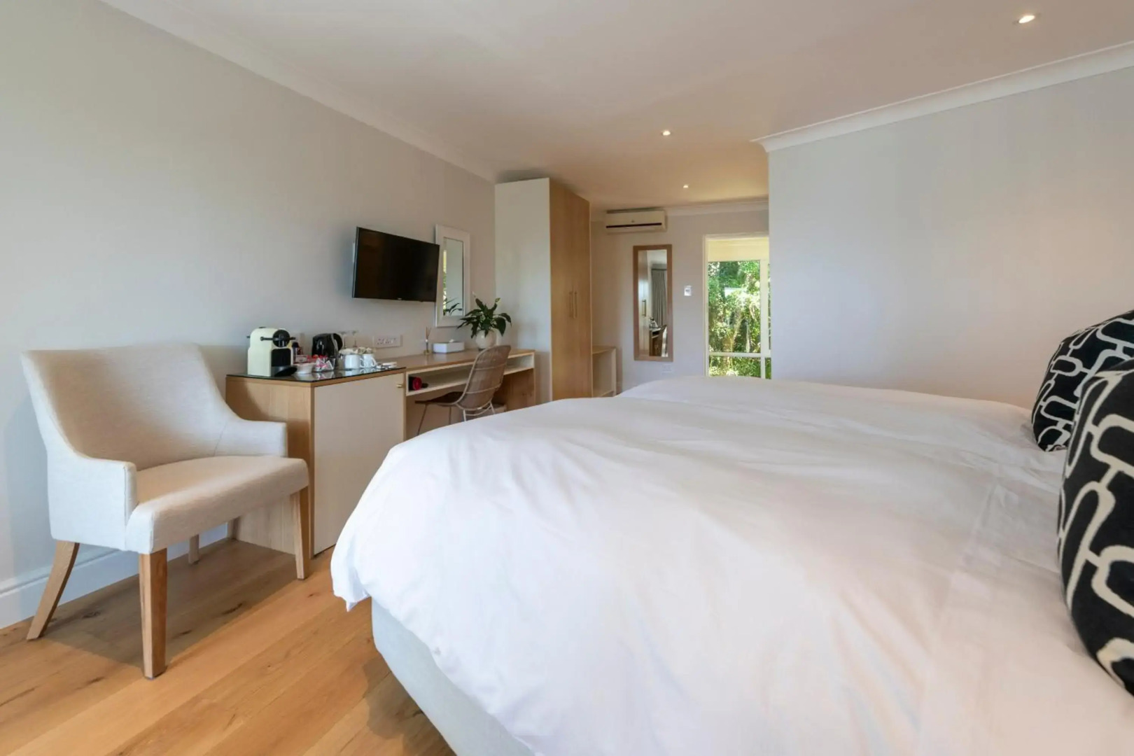 Hide Away Guest House