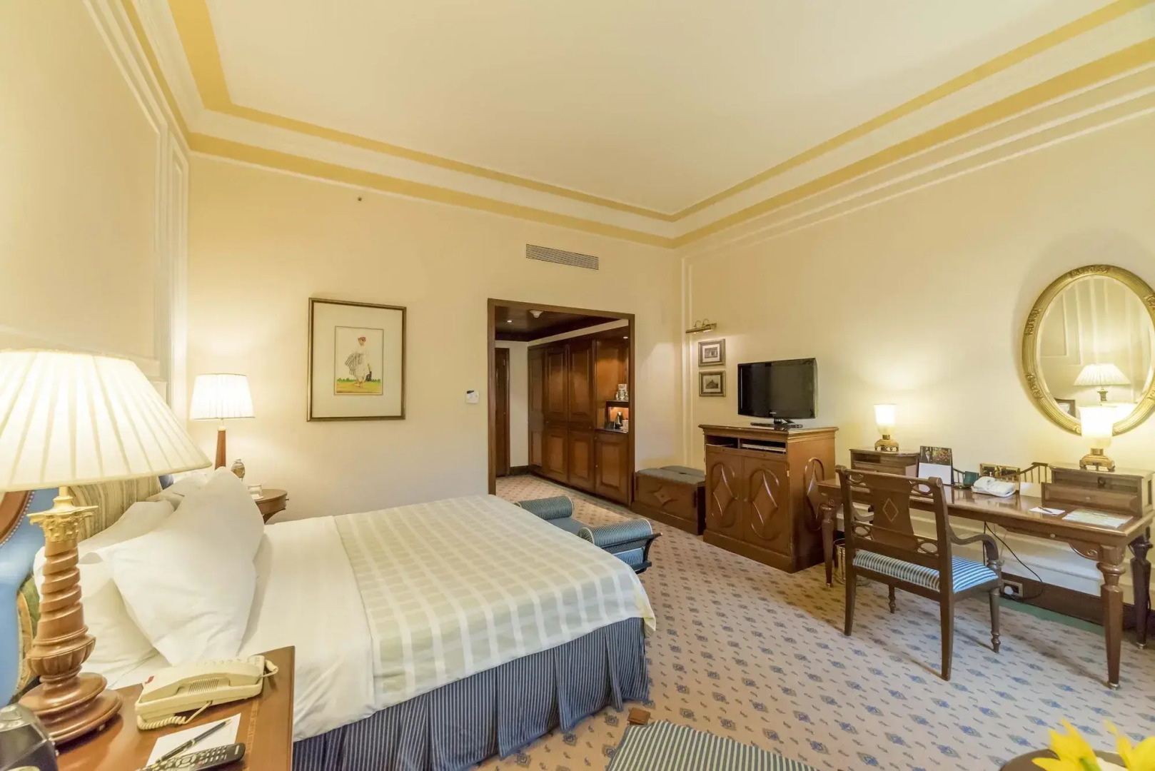 The Oberoi Grand Kolkata Hotel