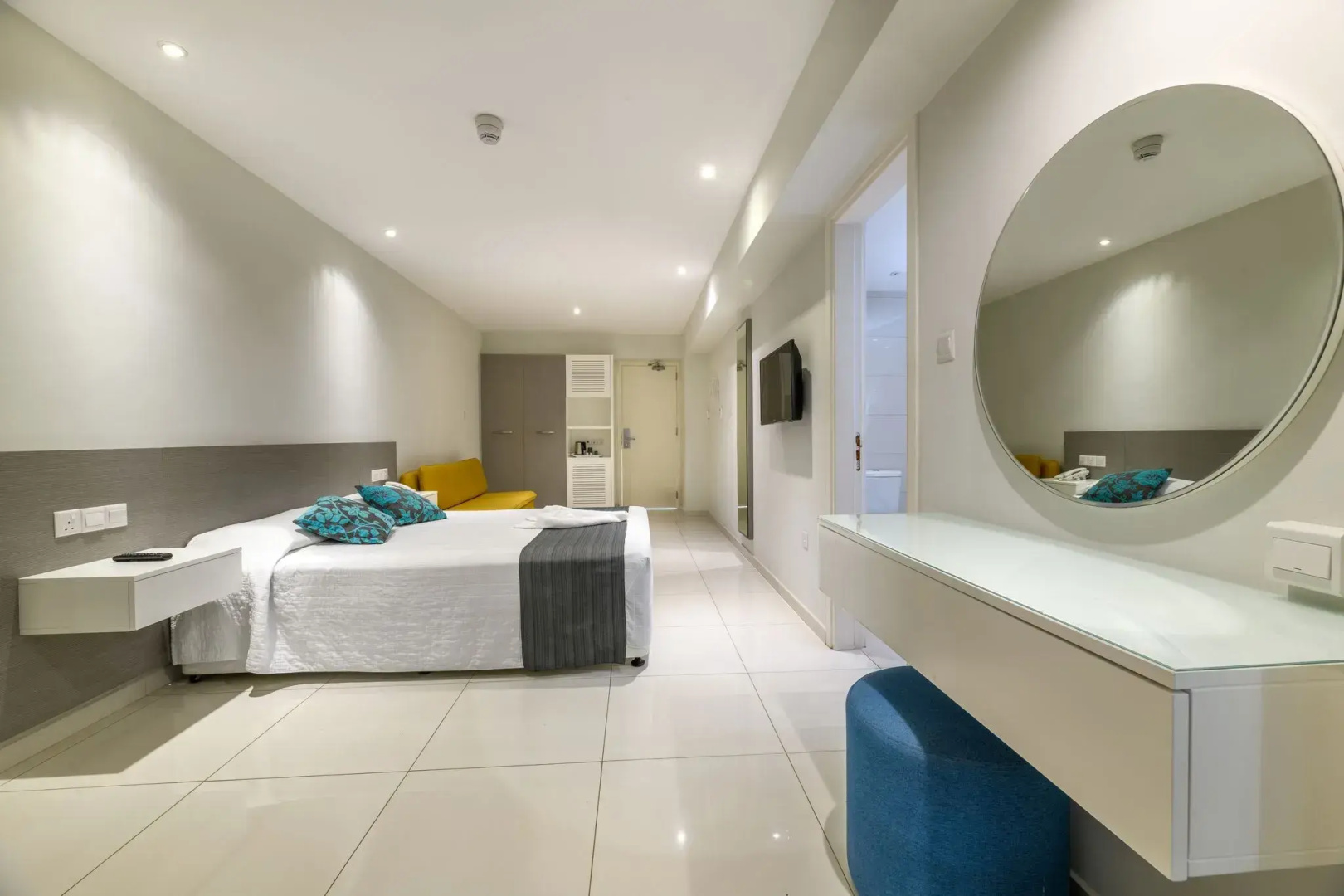 River Rock Hotel