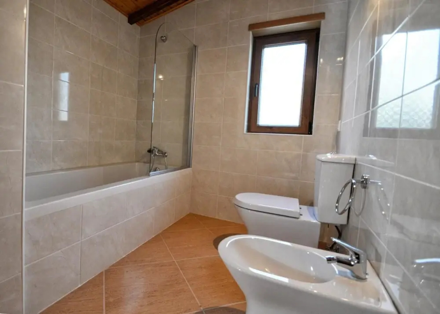 House With 6 Bedrooms in Celorico de Basto, With Pool Access, Furnishe