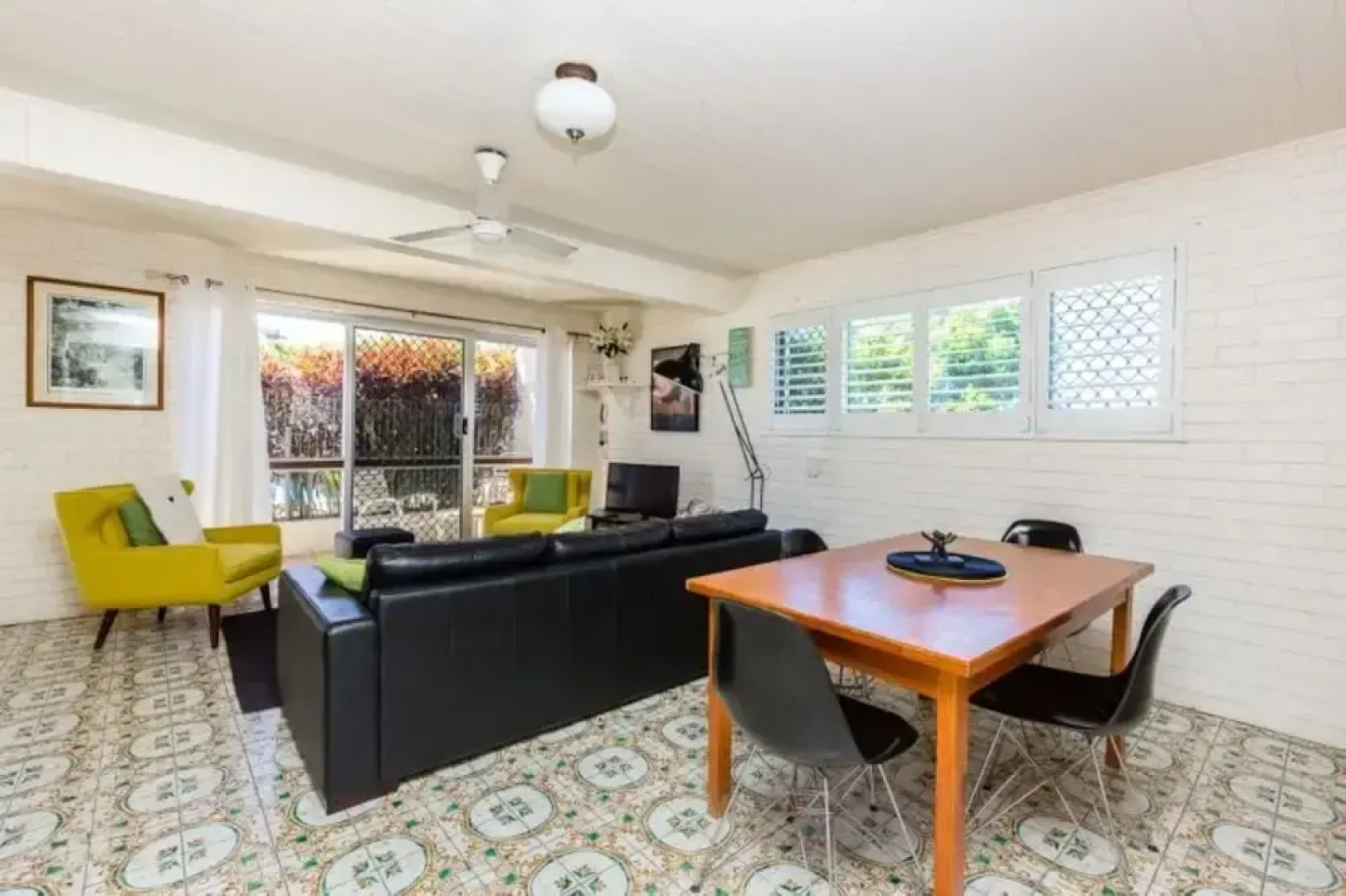 Lyrona - 3/35 Avocet Parade