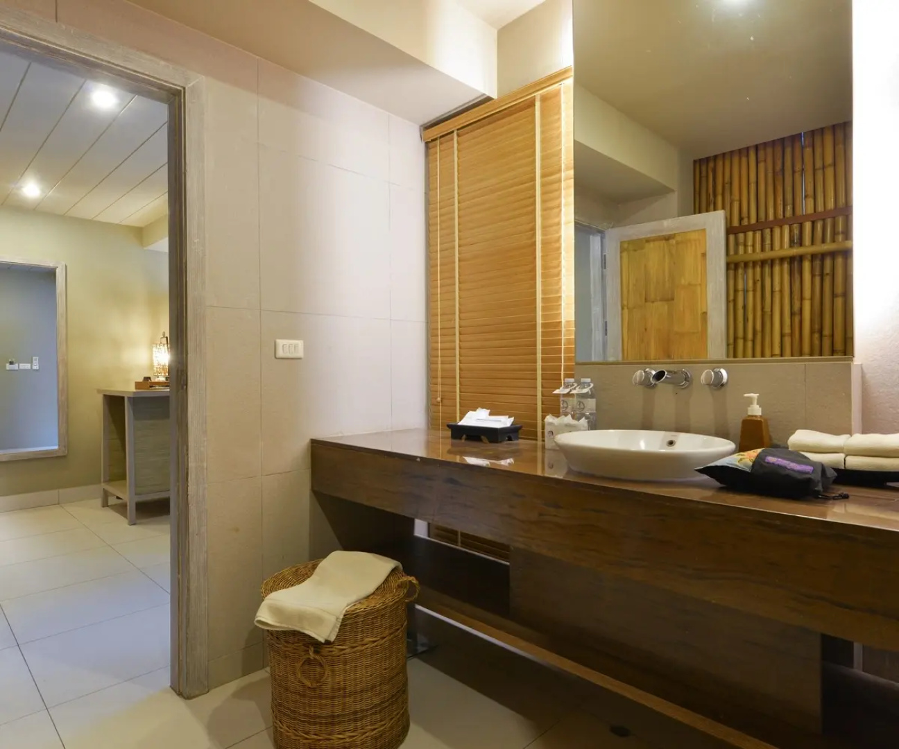 Twin Lotus Resort and Spa - Adults Only