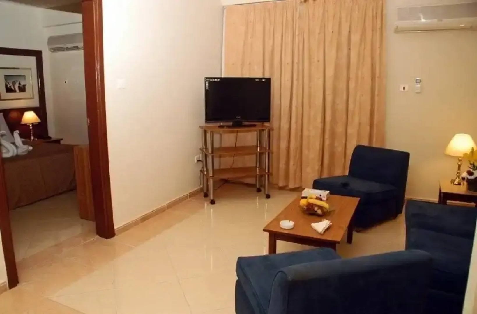 Aquavista Hotel & Suites