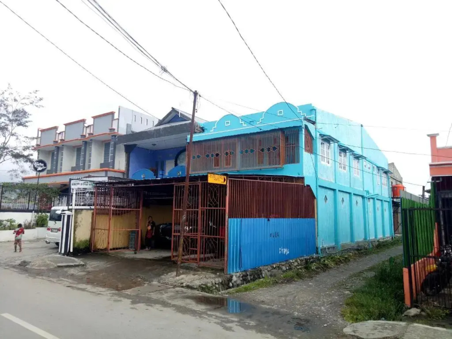 Pintu Biru