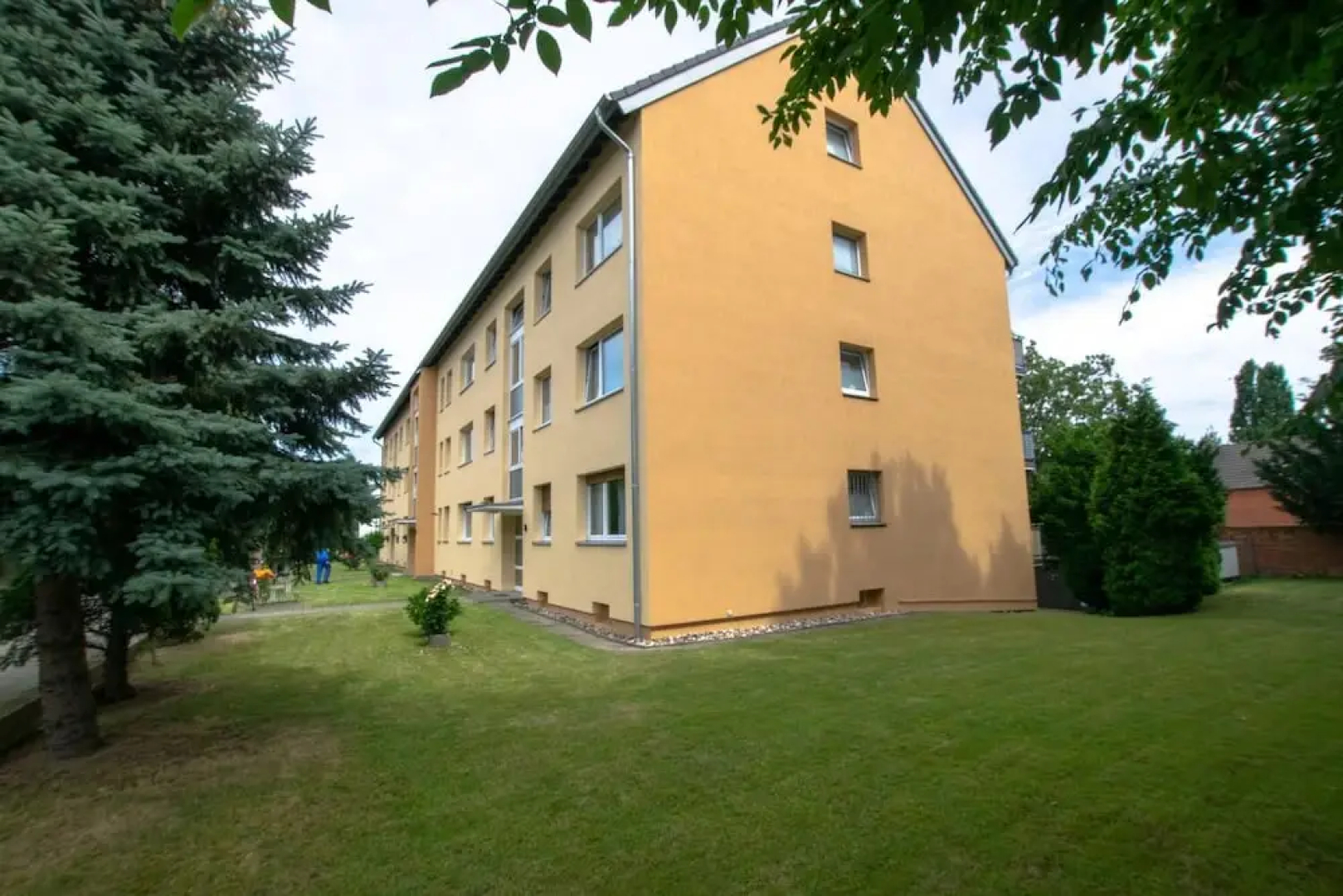 Tolstov-Hotels Big Room Apartment