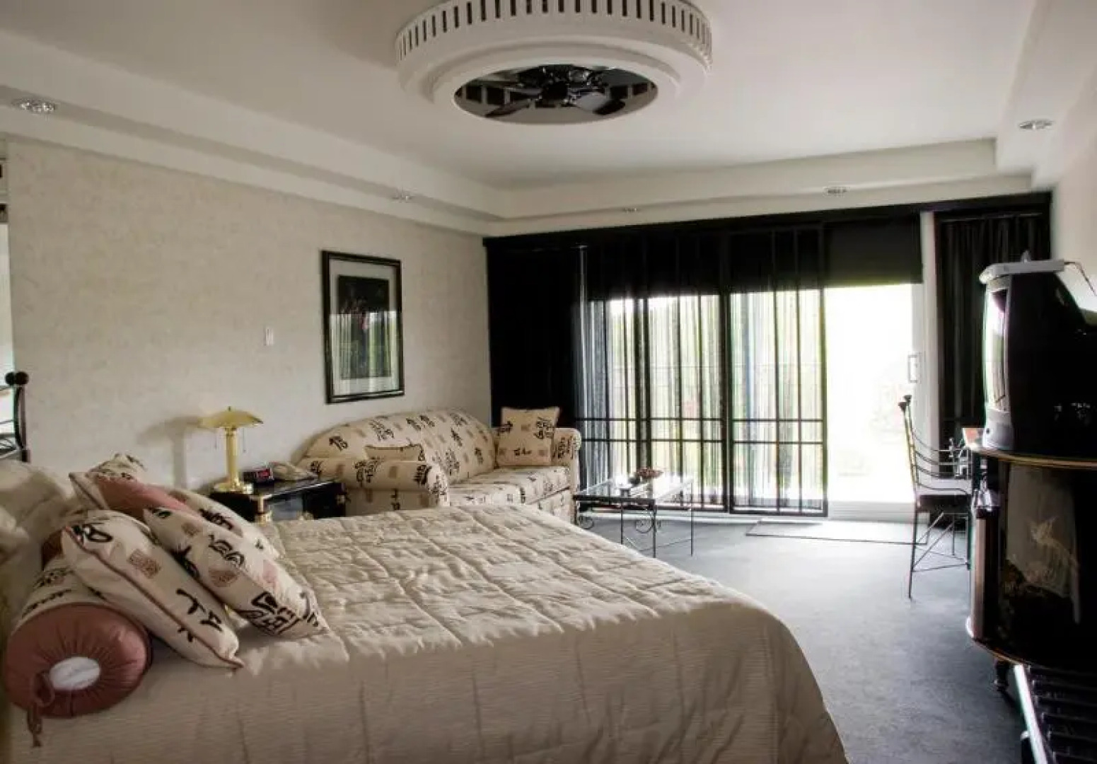 Auberge Escapade Inn