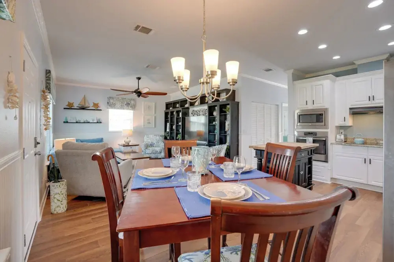 Fort Myers Home Near Sanibel Island Causeway