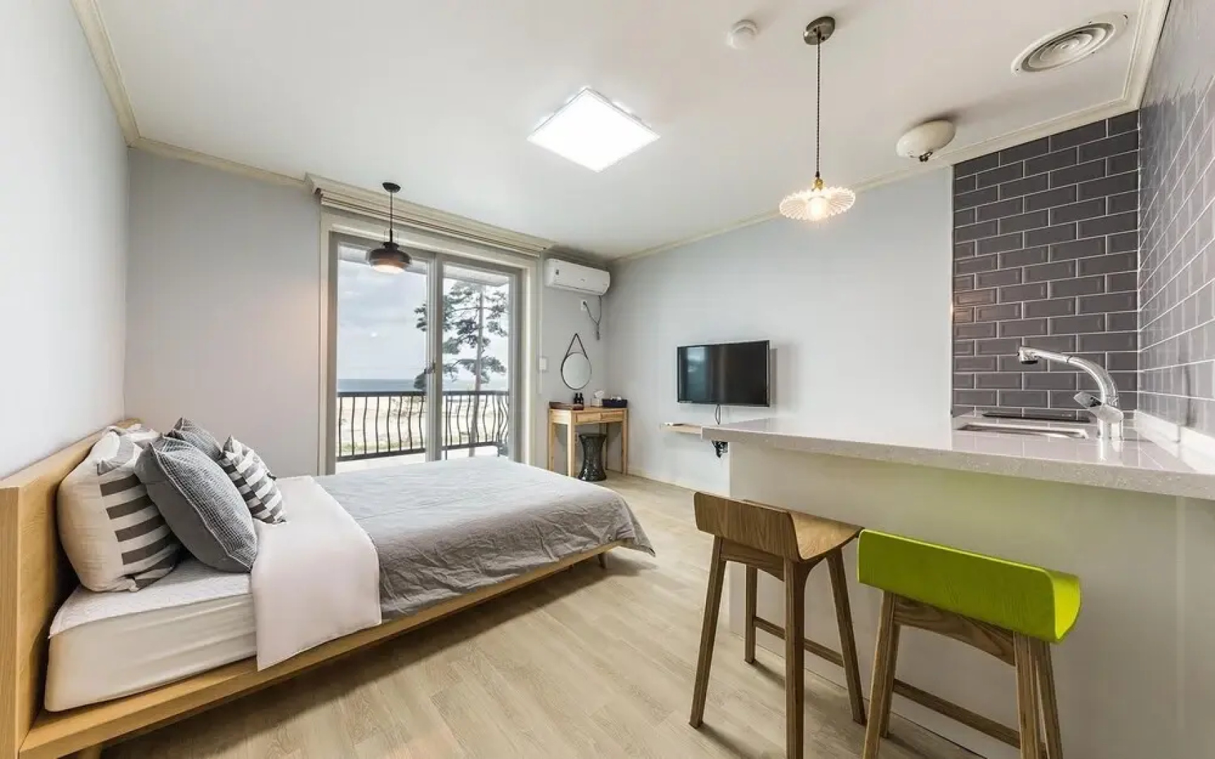 Goseong Natural House