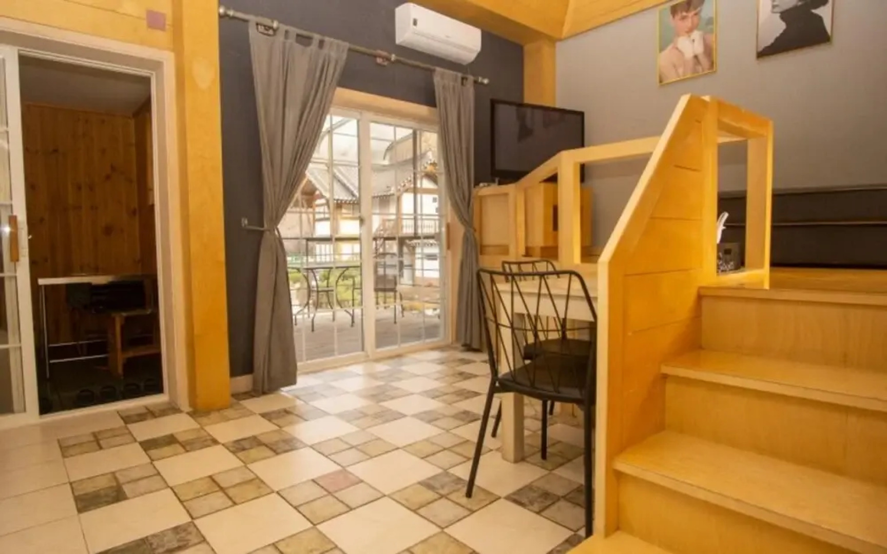 Pocheon Joey Tomato Pension