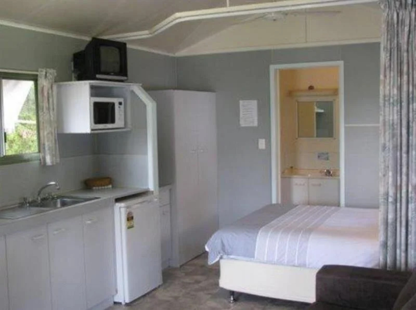Palmwoods Caravan Park Cabin