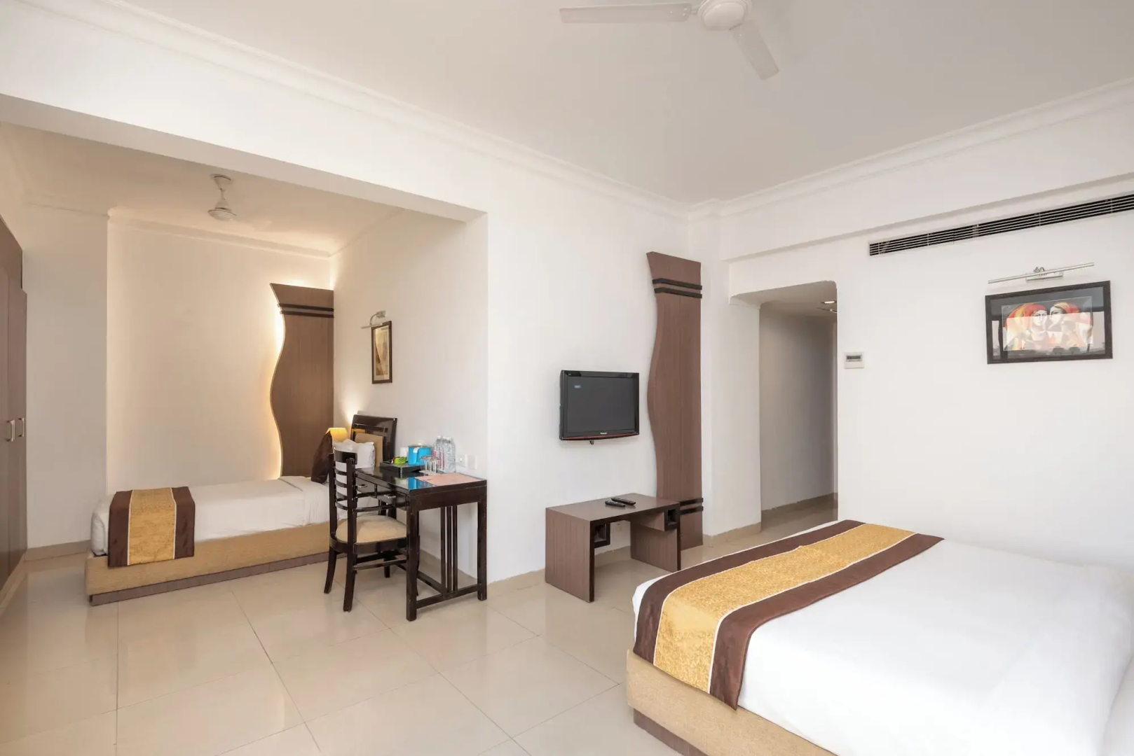 Shiva Oasis Resort
