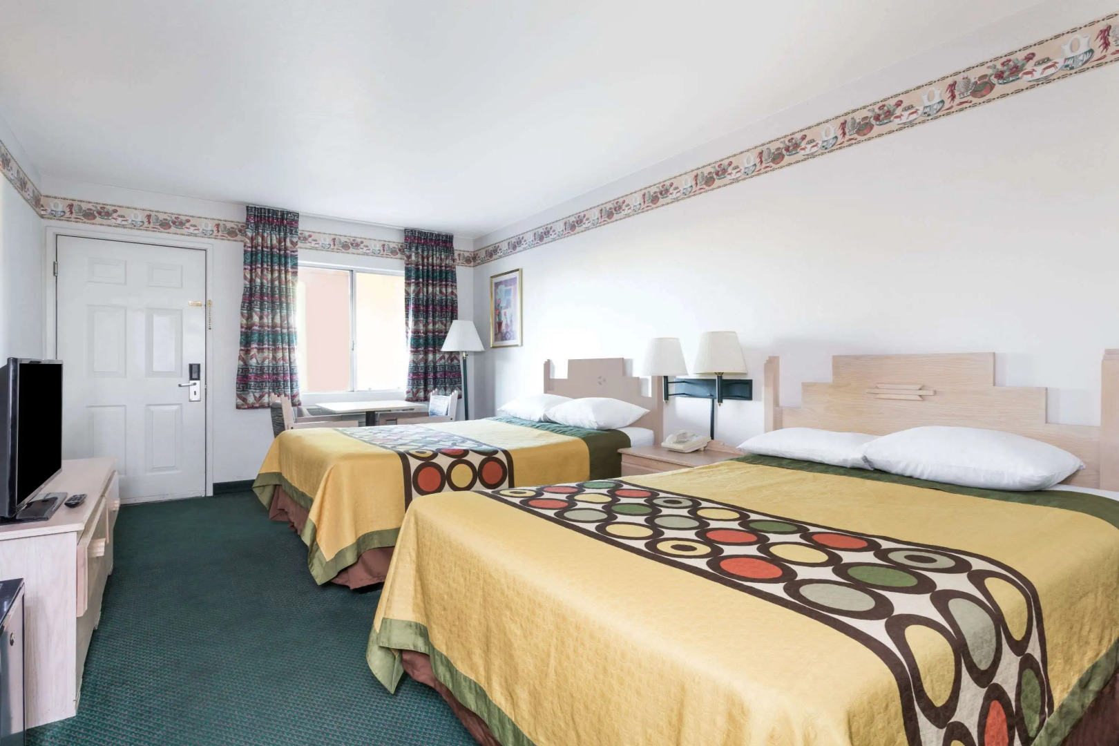 Super 8 by Wyndham Cottonwood