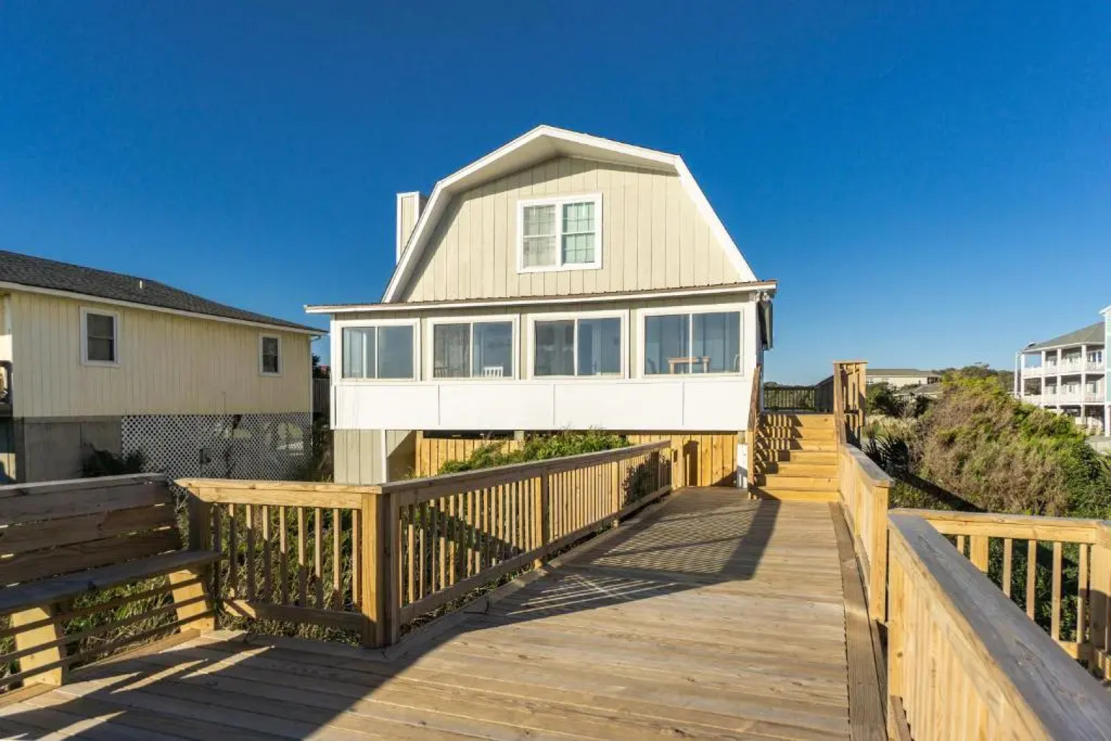 Beach Barn by Oak Island Accommodations