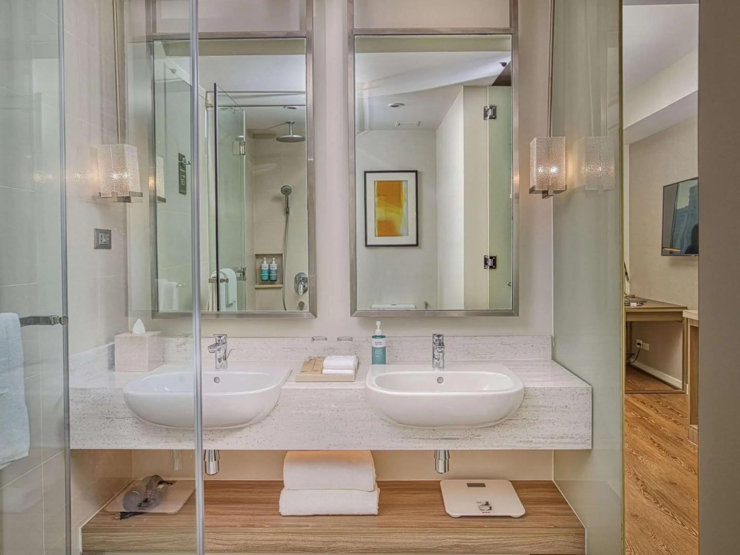 Lower Penthouse Unit in Acqua Residences