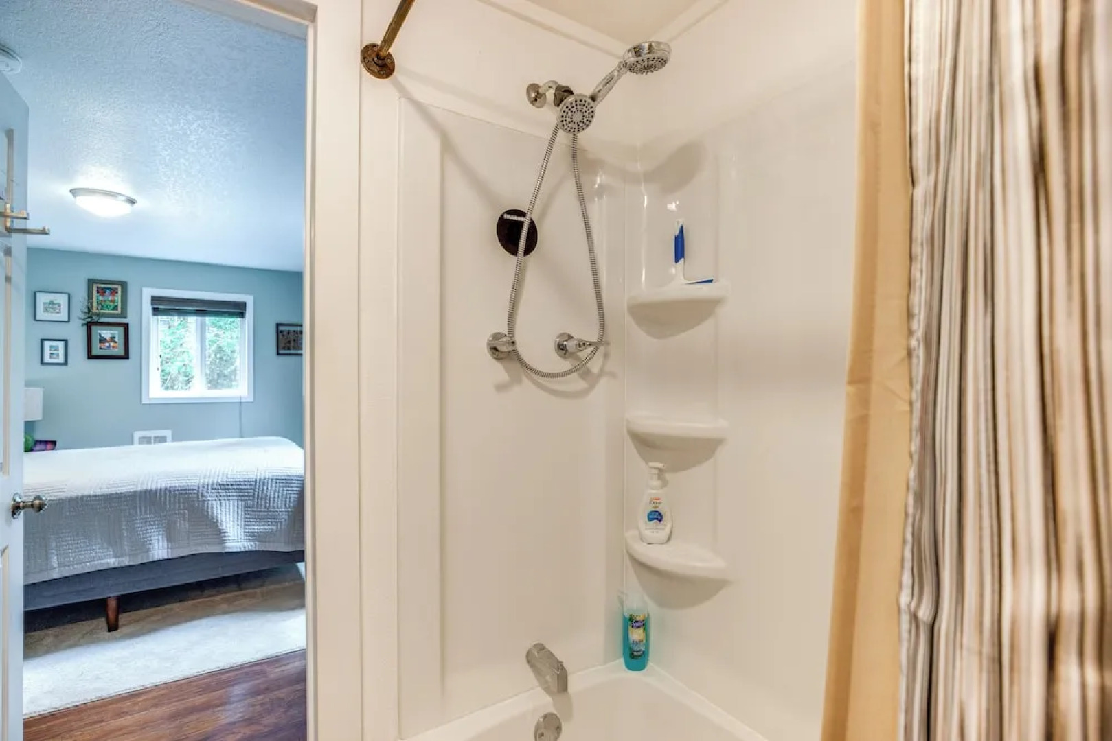 Quaint Tillamook Getaway Near Netarts Bay