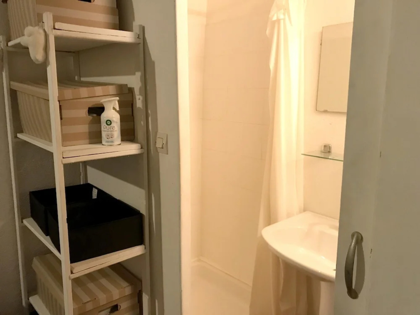 Villa With 3 Bedrooms in Castelnou, With Wonderful Mountain View, Shared Pool, Enclosed Garden