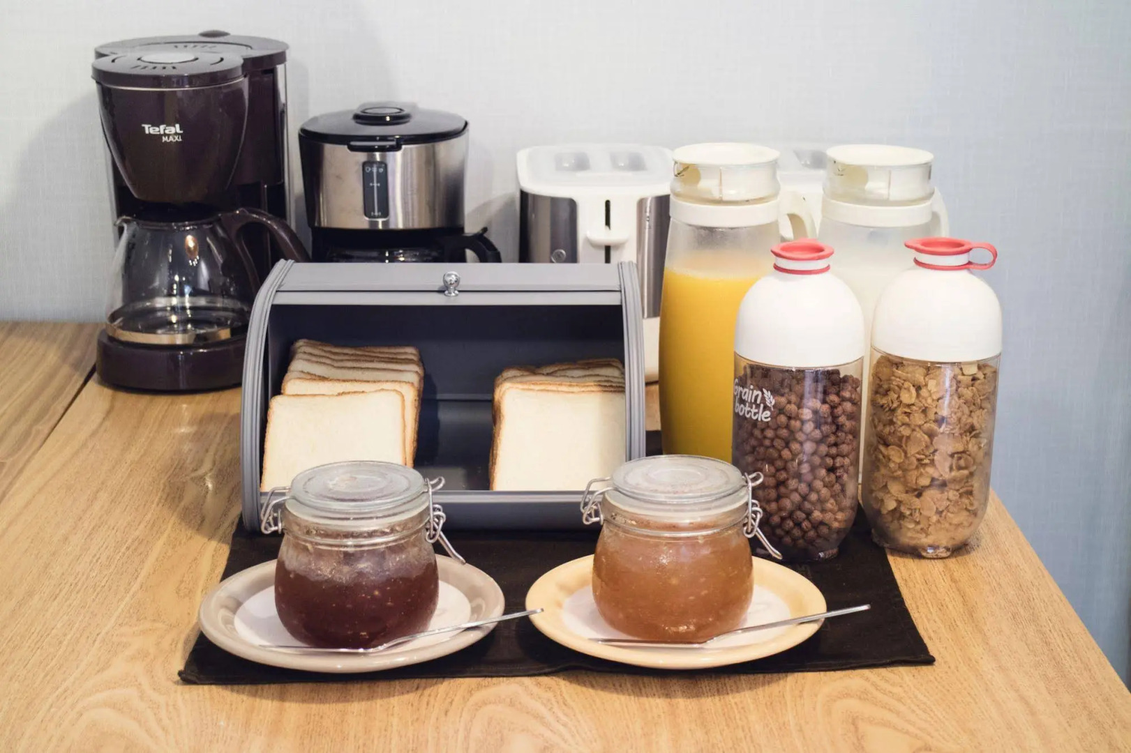 24 Guesthouse Jongno Tower