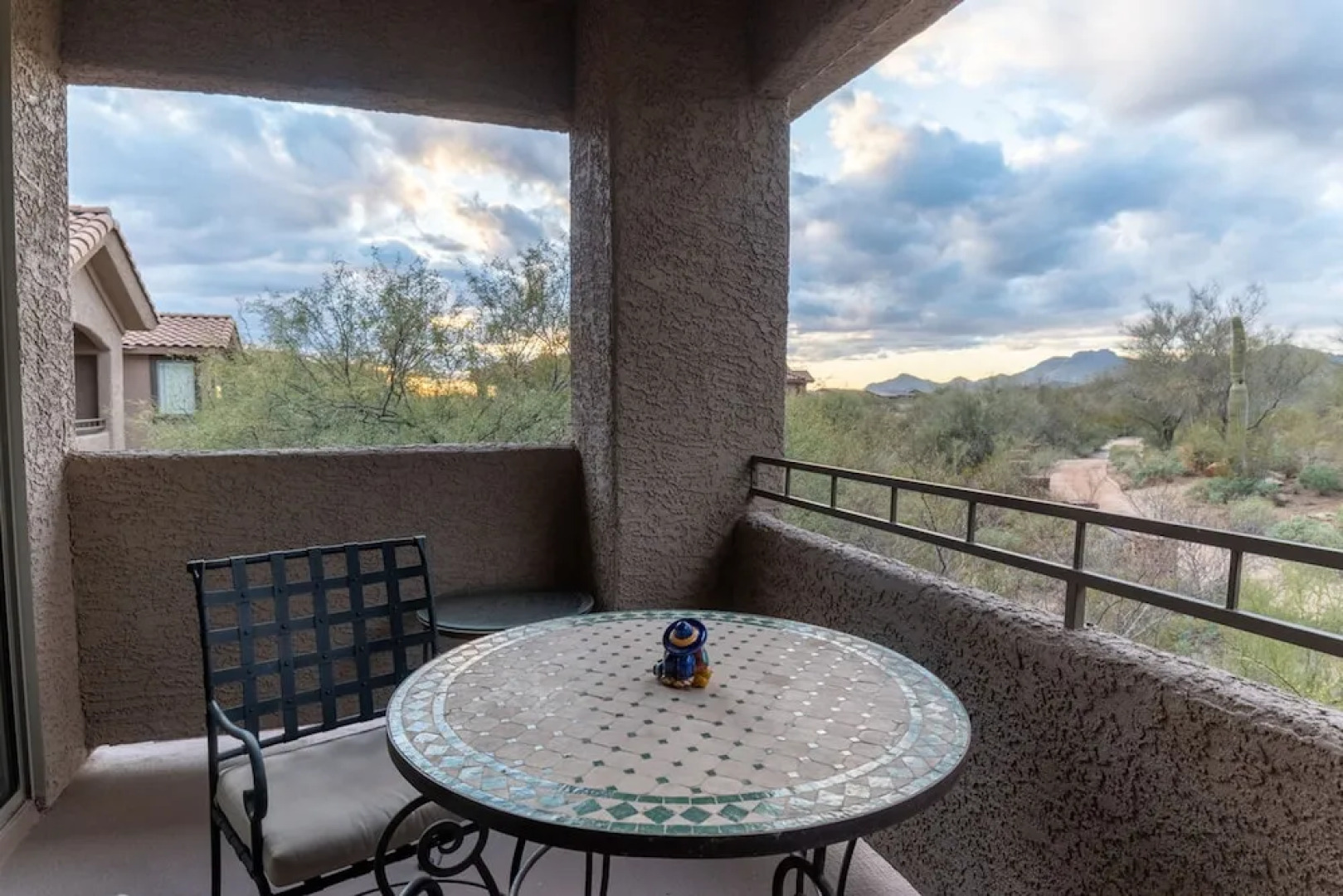 Sunset Sanctuary 3BR by Casago