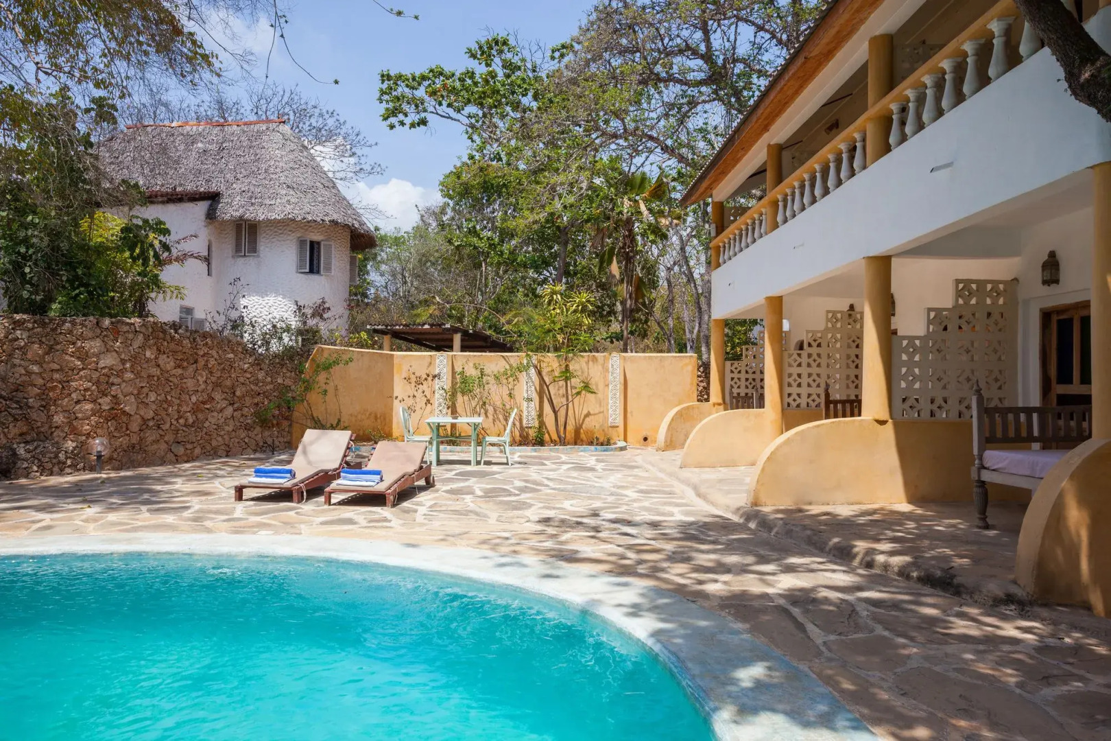 Blue Marlin Beach Hotel