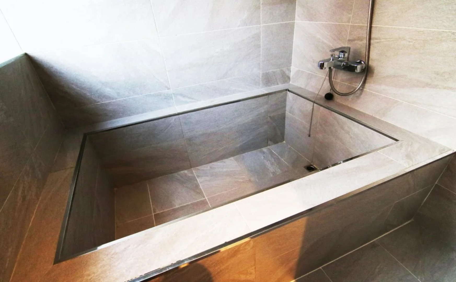 MOSHAMANLA Hotel-Main Station