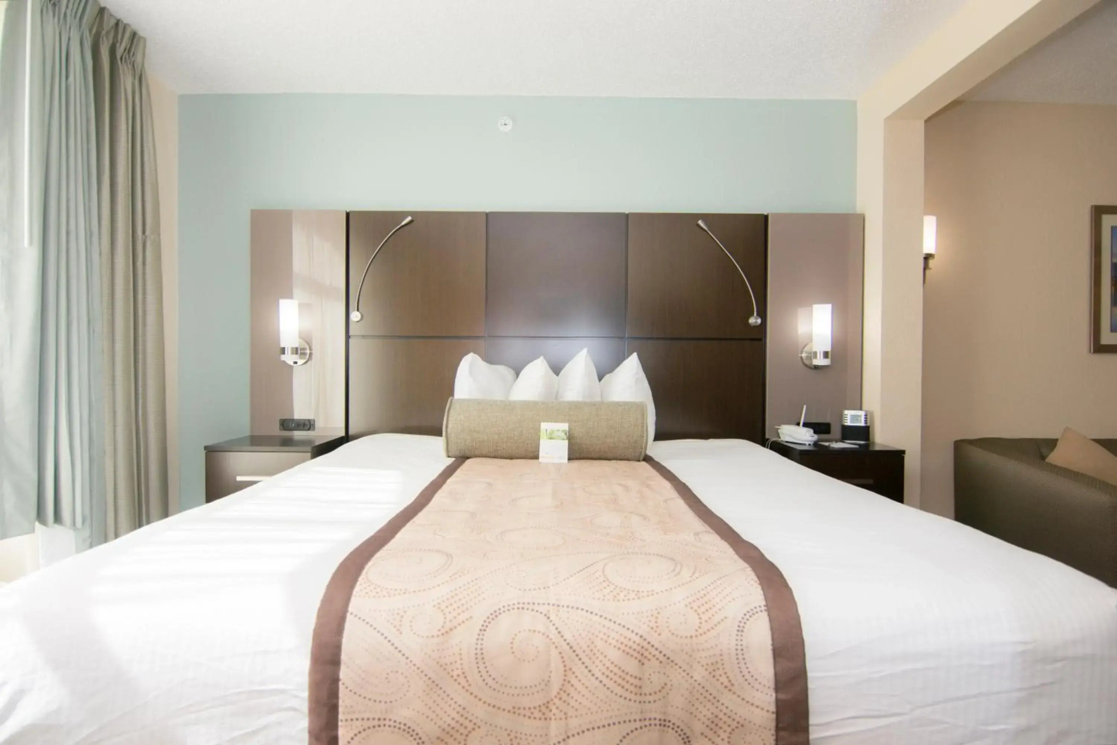 Inn on Destin Harbor, an Ascend Collection Hotel