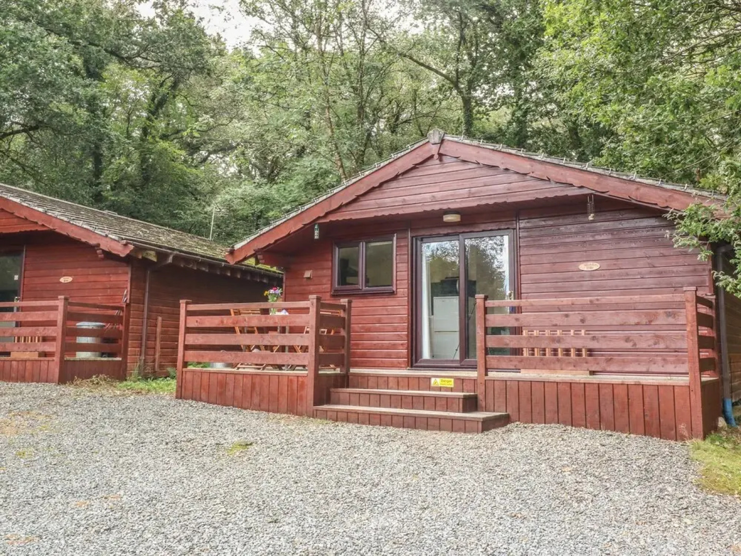 White Hen Kingslakes