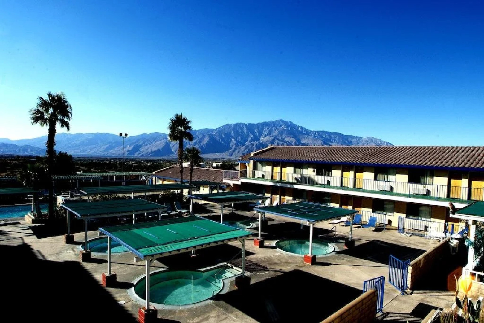 Desert Rain Spa Hotel