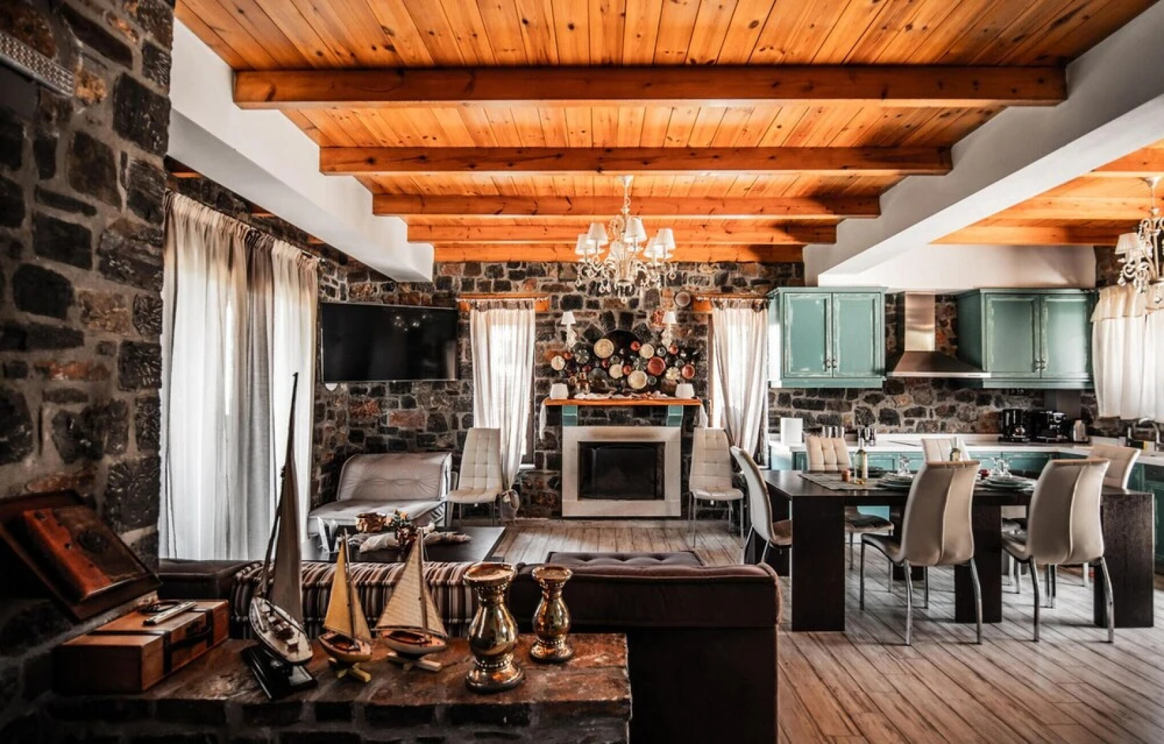 Amazing Home in Milatos with Hot Tub, Sauna & WiFi