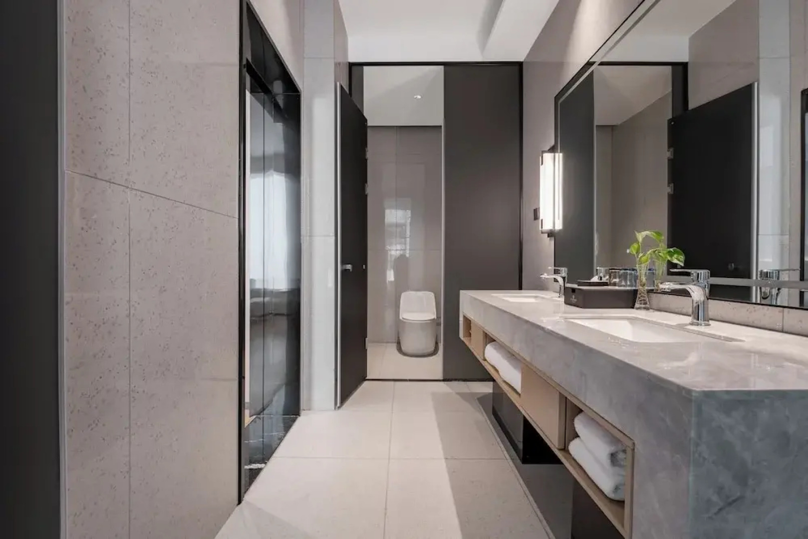 Wanzai Yijia La Maison Hotel