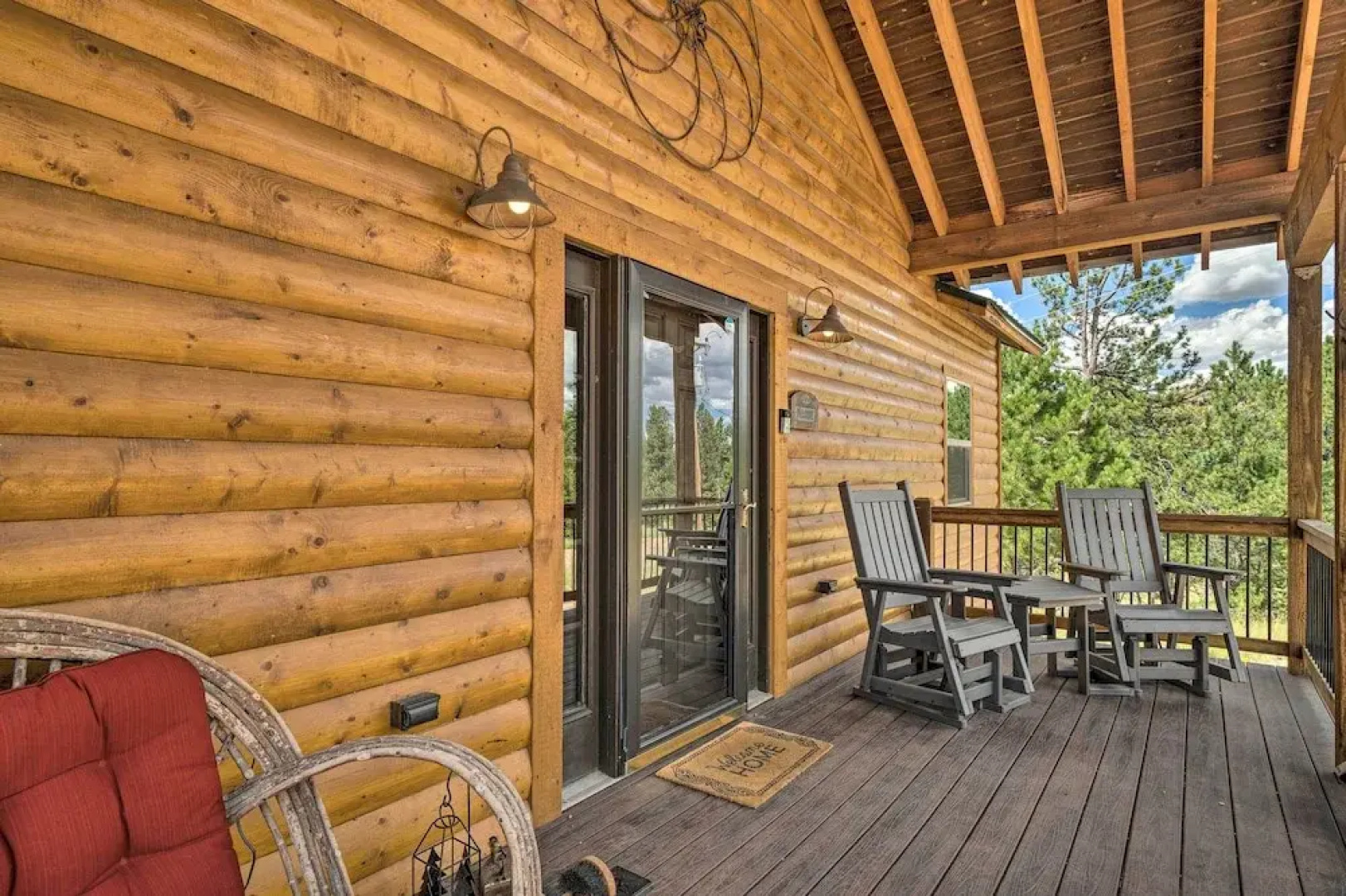 Cripple Creek Mountain Getaway w/ Hot Tub & Views!