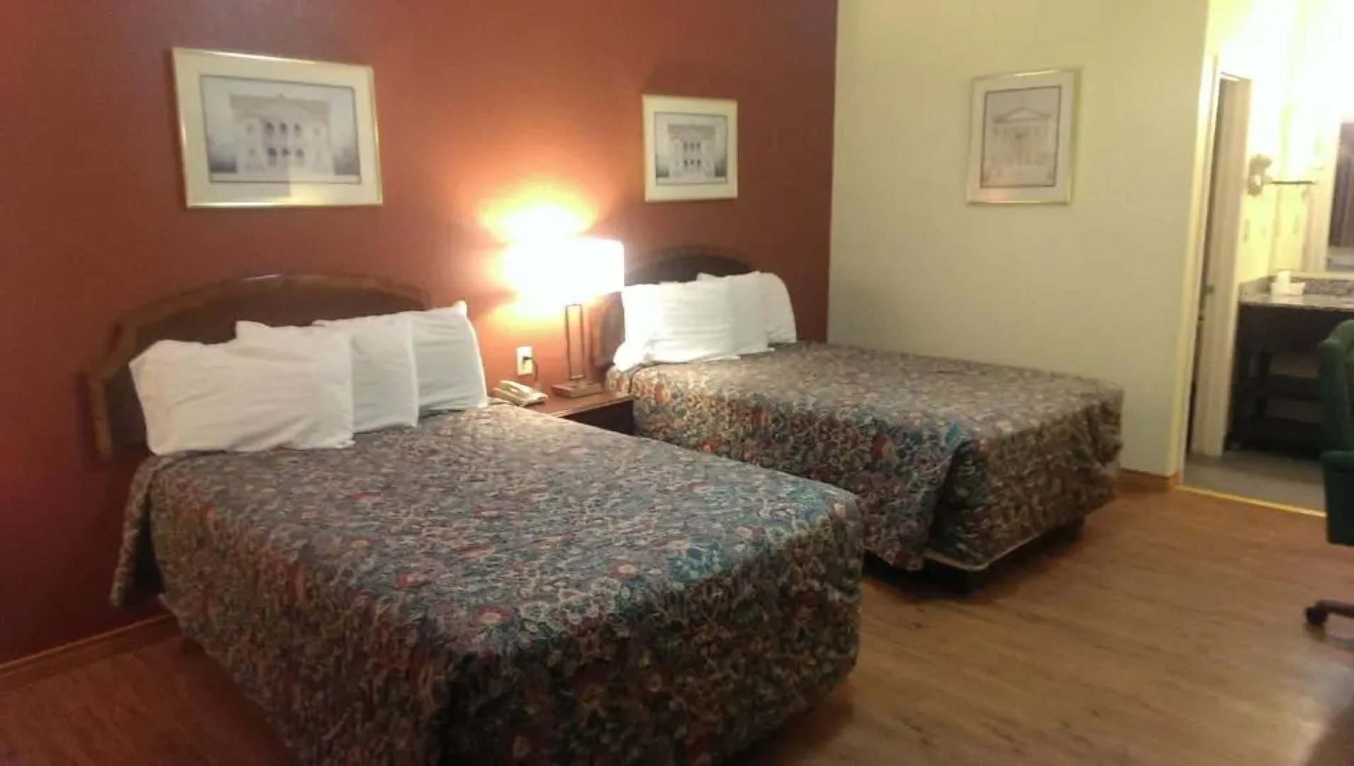 Relax Inn