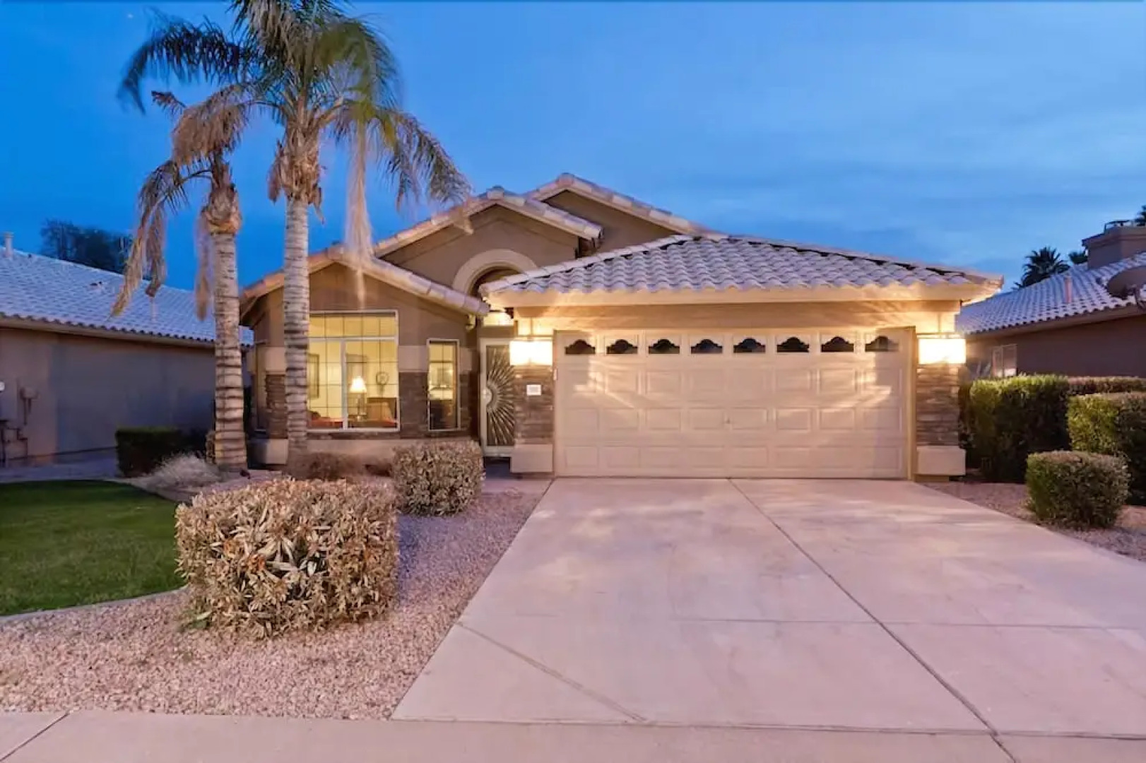 Superstition Lake By Signature Vacation Rentals