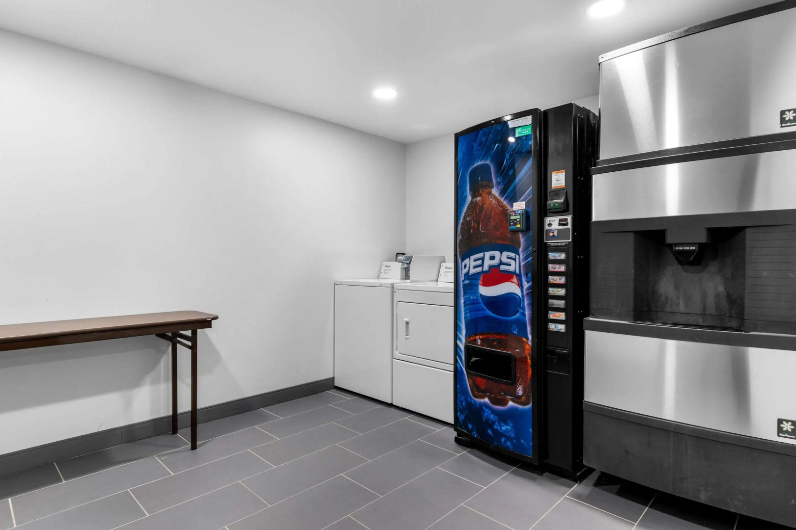 Comfort Inn & Suites York North