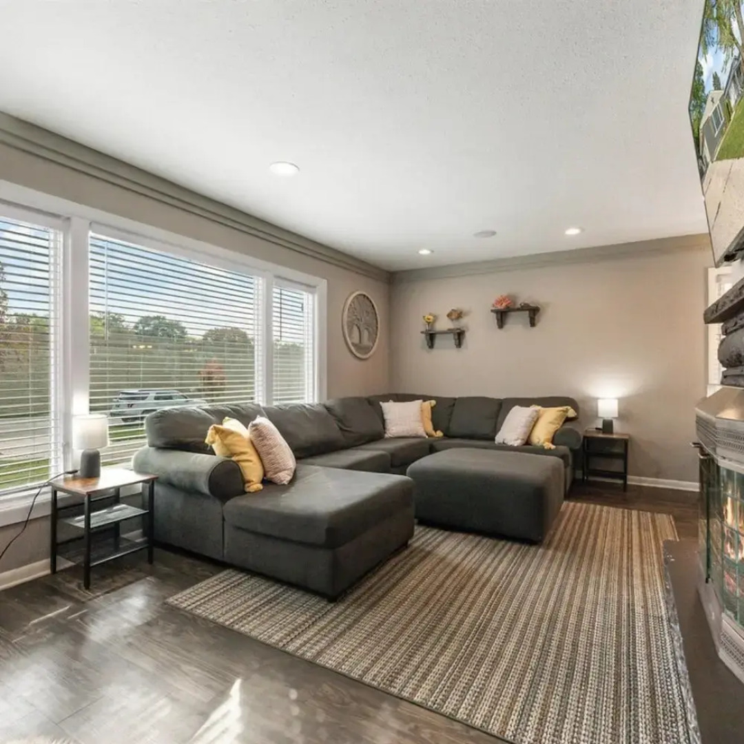 Brew City Game Room Fenced Yard Sleeps 13