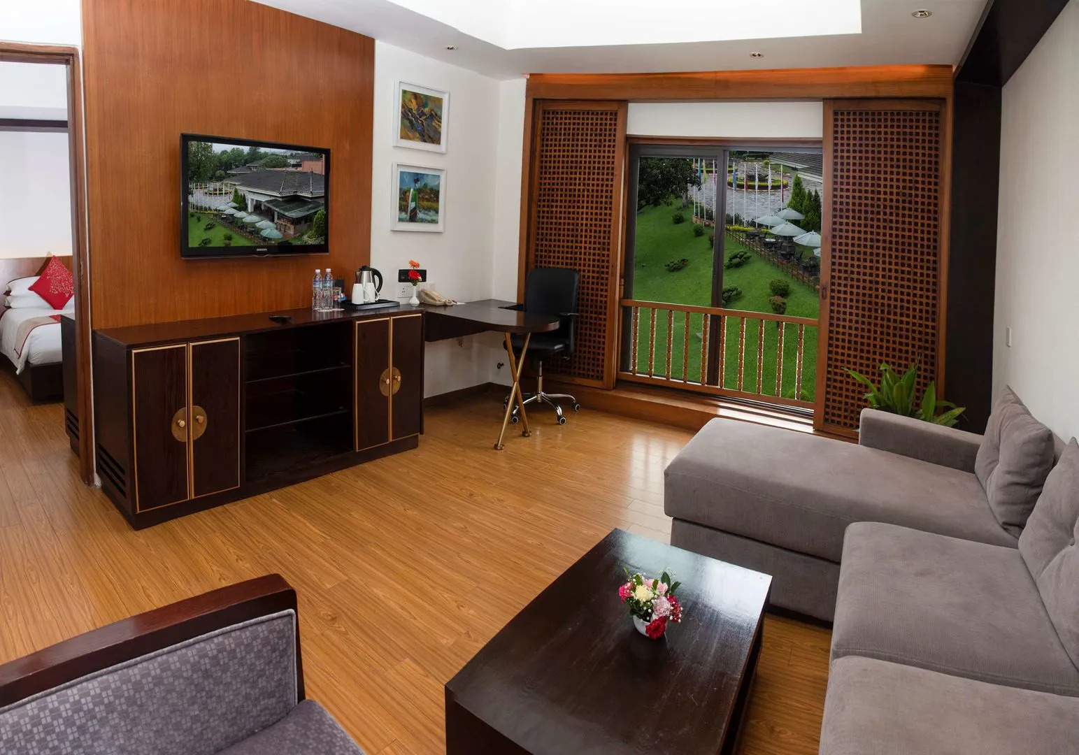 The Soaltee Kathmandu, Autograph Collection