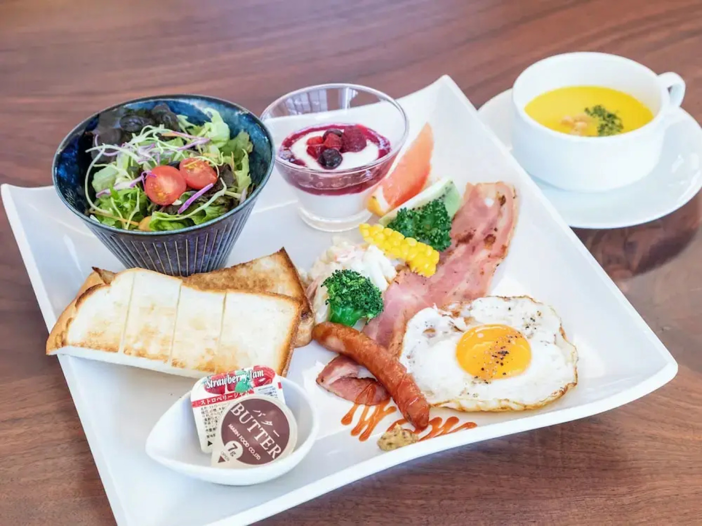 Business Hotel Awaikeda Eleven 2