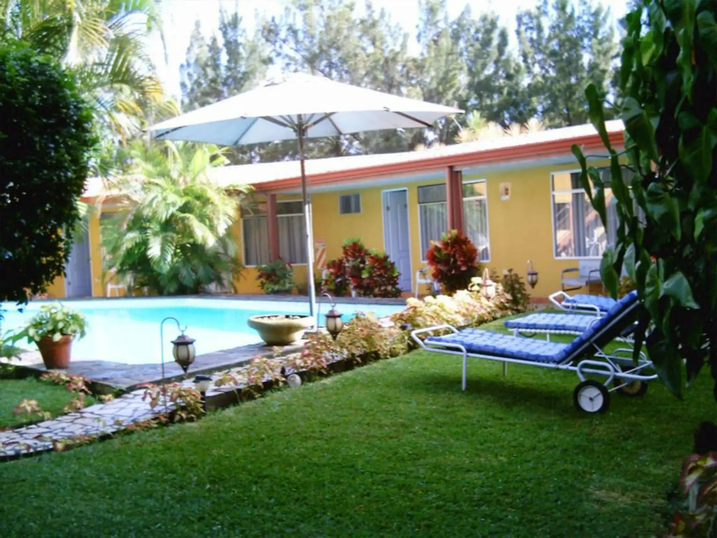 Hotel Puerta del Sol - San Jose Airport