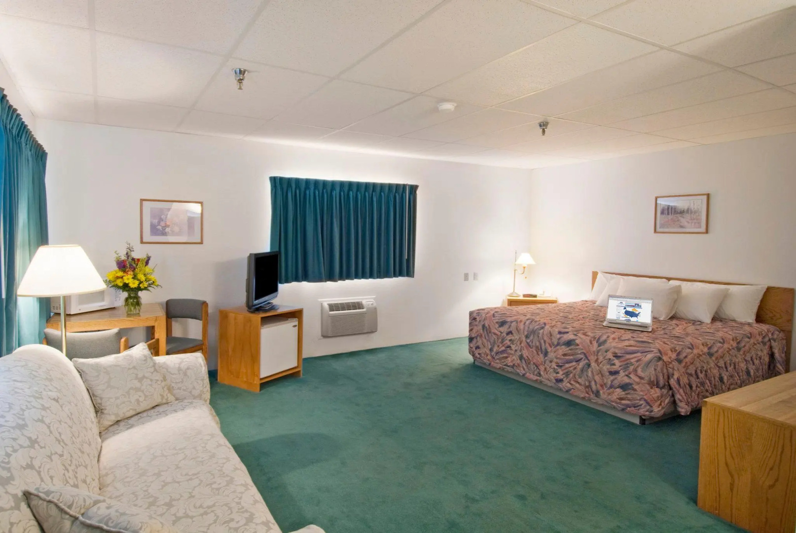 Americas Best Value Inn Torrington